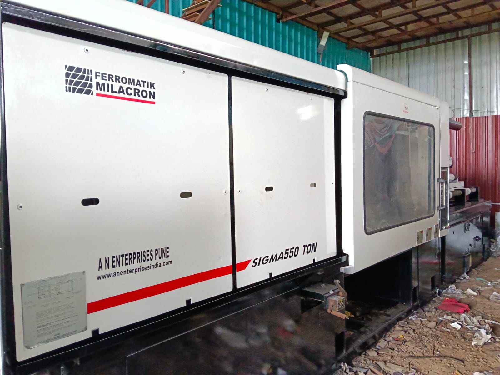 Ferromatic  Milacron Sigma 550 Ton